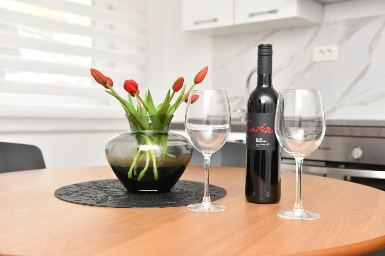 Apartman Gluic Sinj Extérieur photo