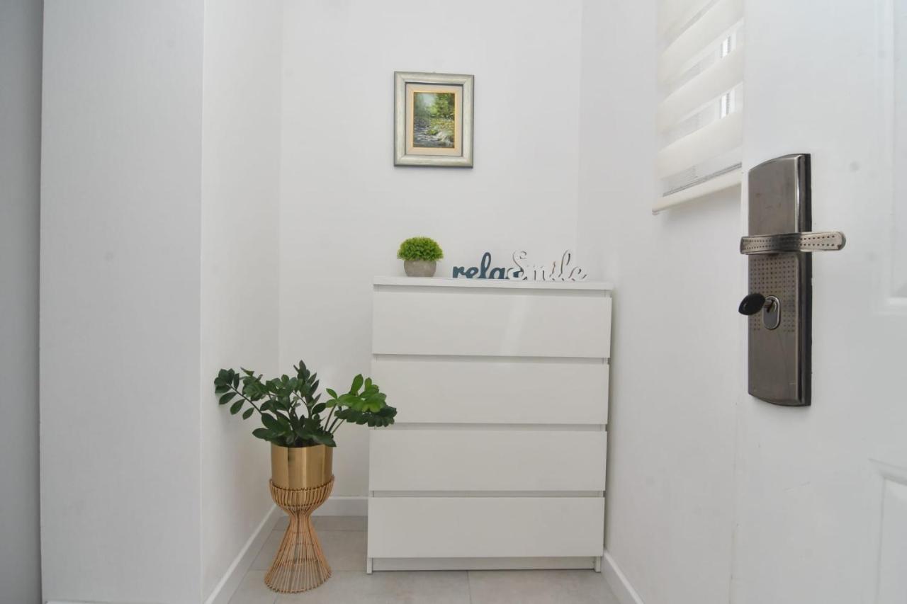 Apartman Gluic Sinj Extérieur photo